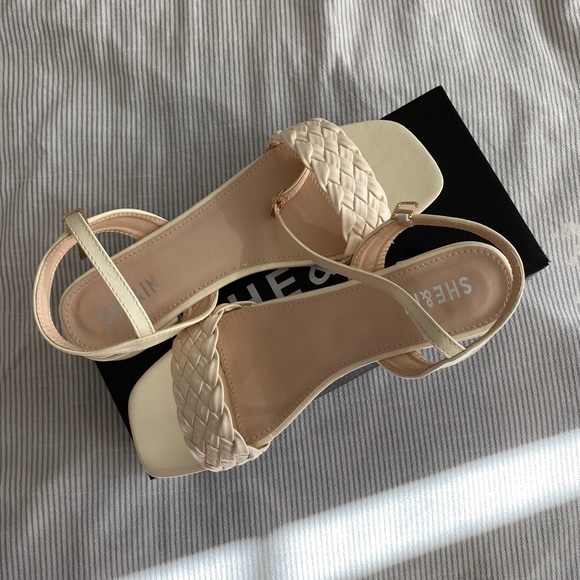 NWT Cream Braided Strap Sandals - Picture 9 of 16